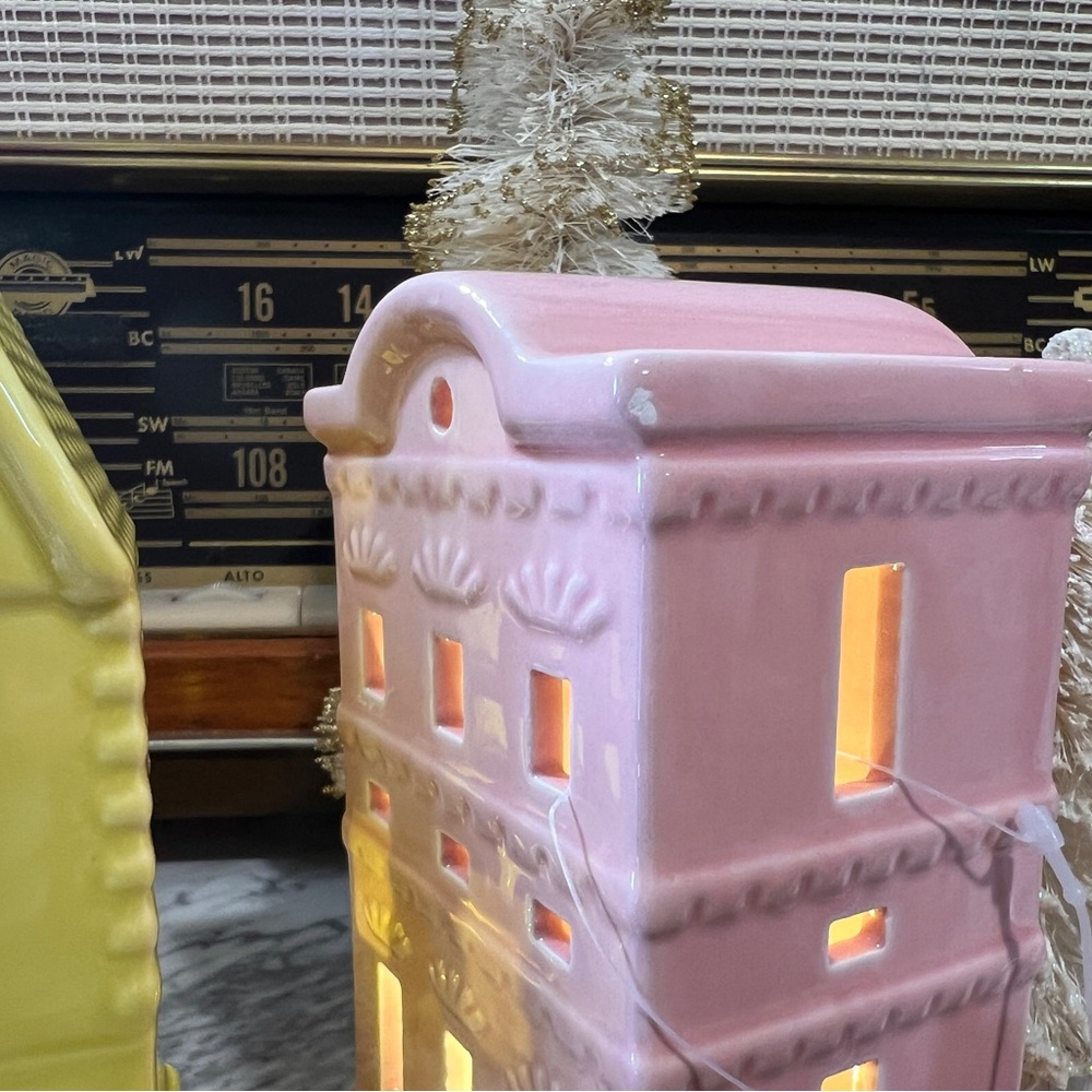 ✨NEW🏠Target Bullseye Playground 2024 Ceramic Christmas Light Up House SET❄️ - Picture 7 of 10